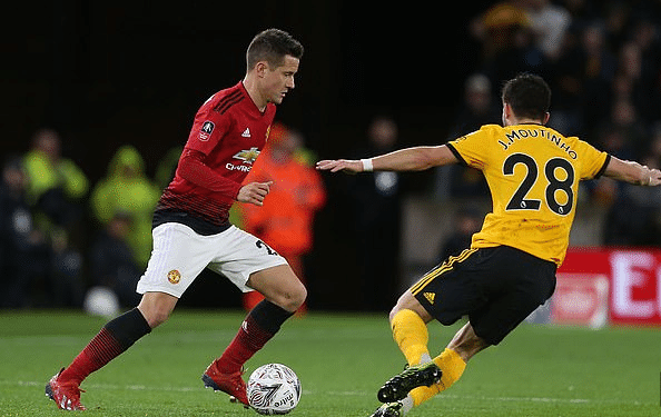 不僅幫助球 不僅幫助球